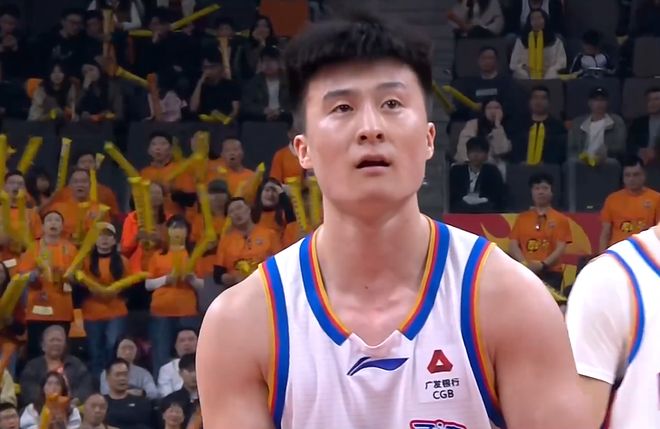 36连败刷新CBA纪录，四川队成舆论焦点，升降级制